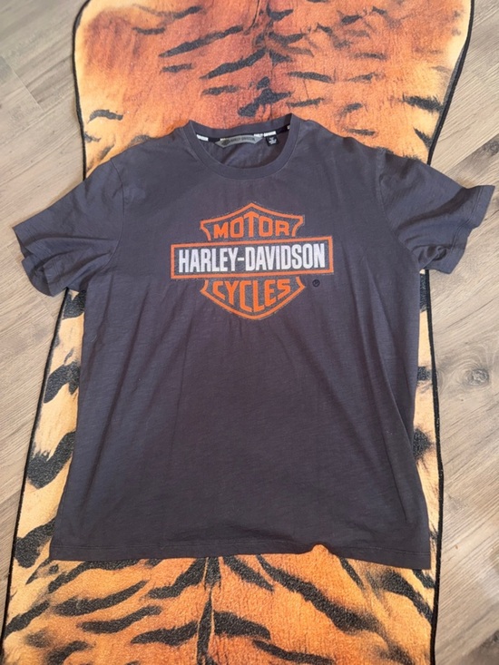 Harley-Davidson Other - Harley-Davidson Black T-Shirt with Orange Logo Shield